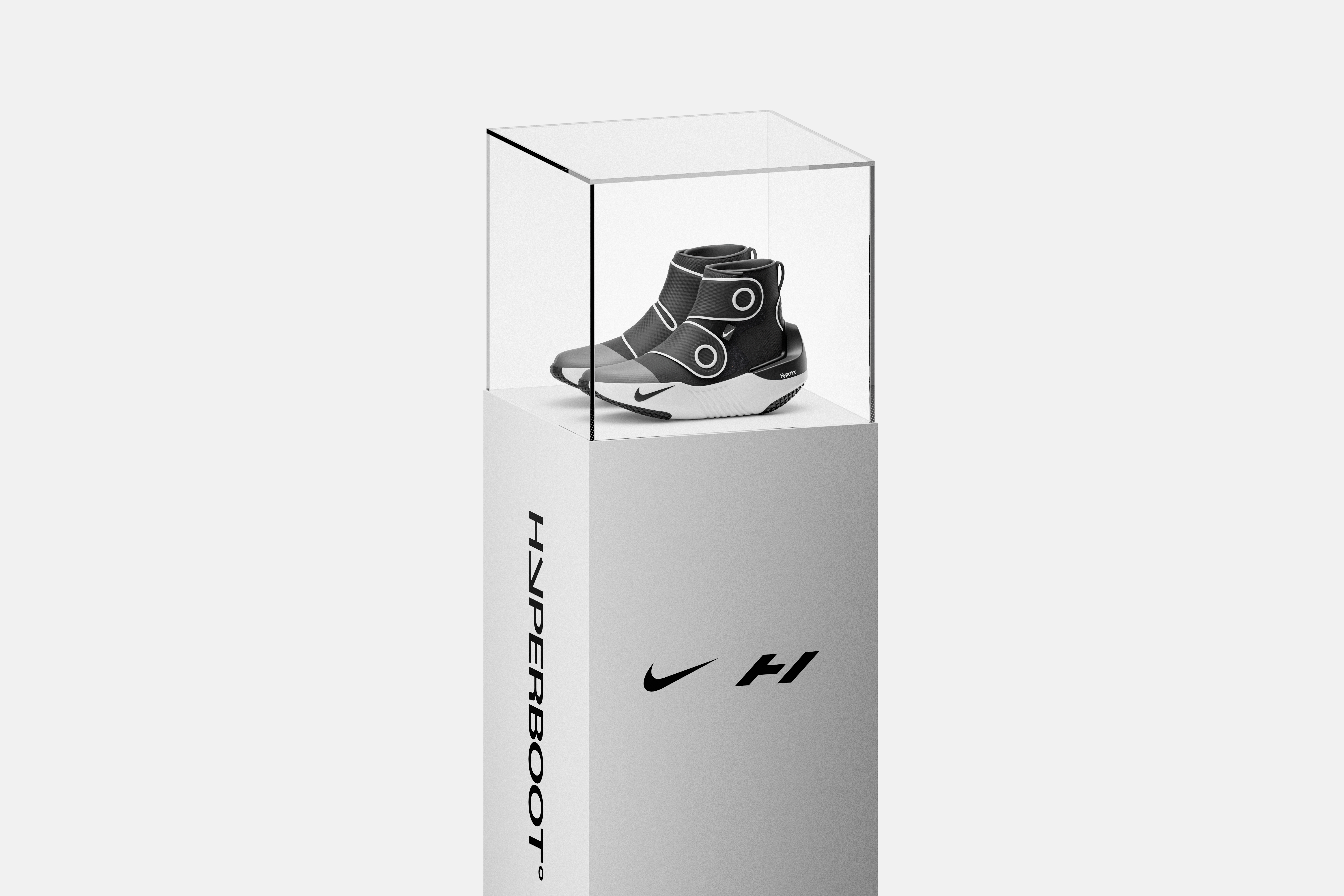 Nike × Hyperice 35